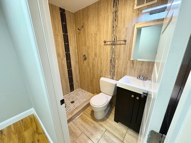 422 N 40th St Unit C