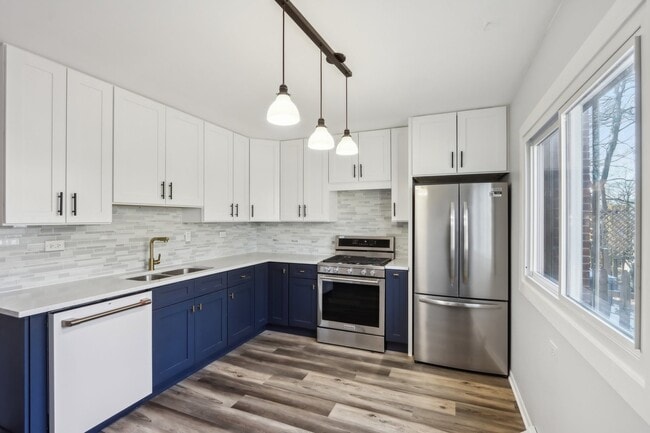 Photo - 414 Skokie Ct