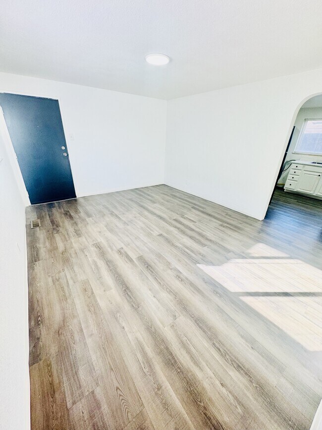 2010 Florence St Unidad D