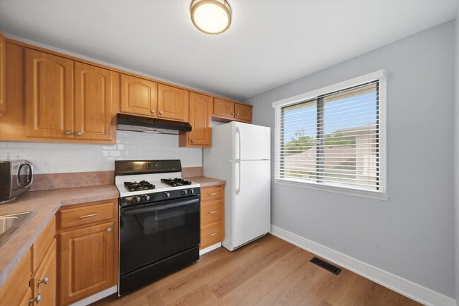 Photo - 18 Dennis Ct Unit 18