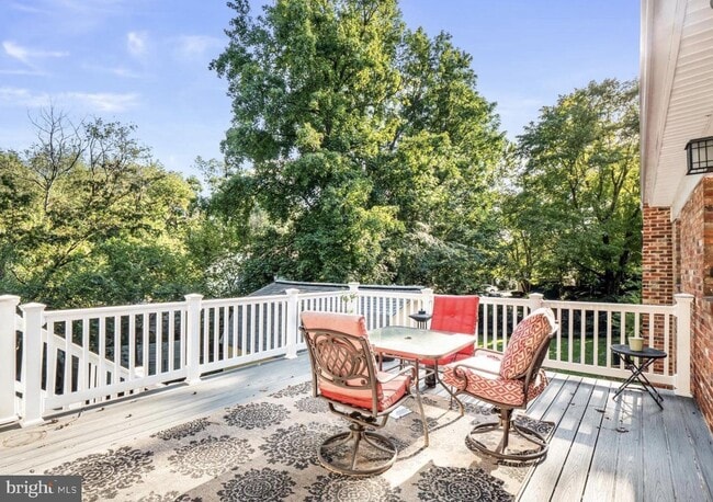 Photo - 2617 E Maple St