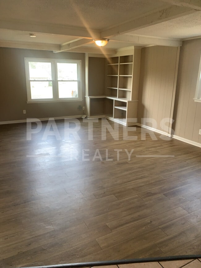 Photo - 4536 Wake Forest Dr