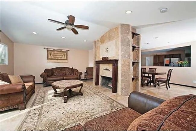 4818 Alfred Ave