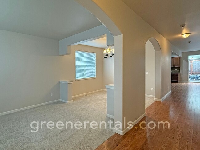Photo - 4BR/2.5BA with Bonus Loft and Den in Lacey