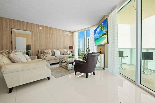 Photo - 150 Sunny Isles Blvd Unidad 1-1101