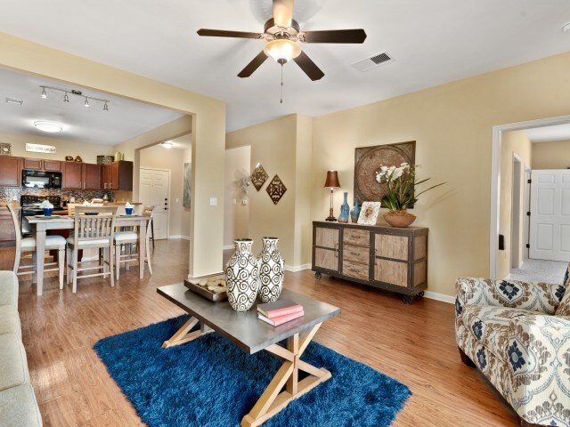 Advenir At Grand Parkway West Apartments For Rent In Richmond Tx Forrent Com