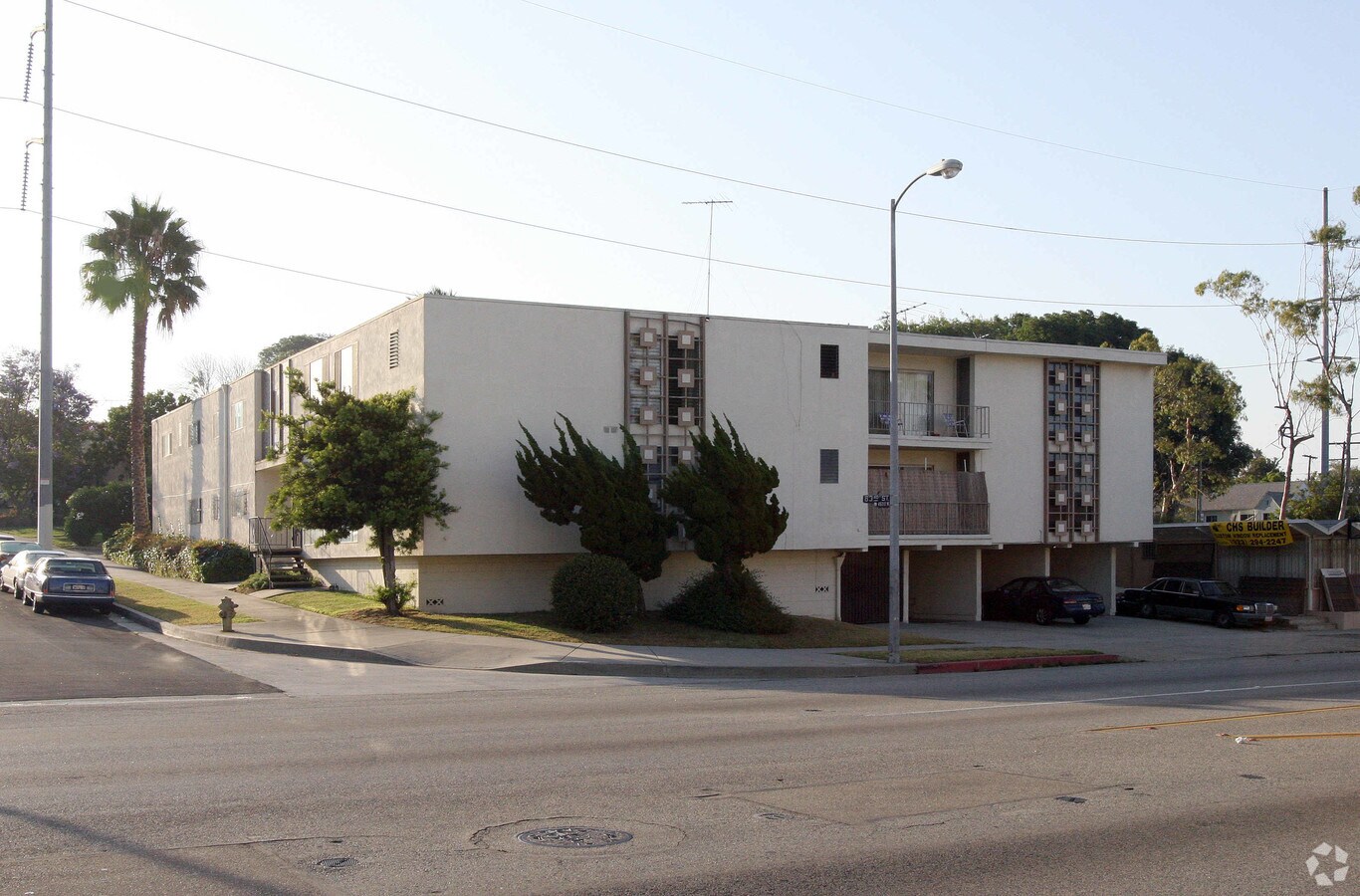 Photo - 4680 W 63rd St