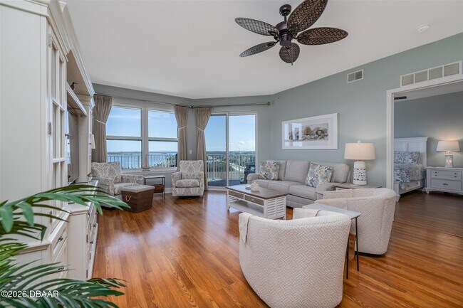 Photo - 2801 S Ridgewood Ave Unit 1002