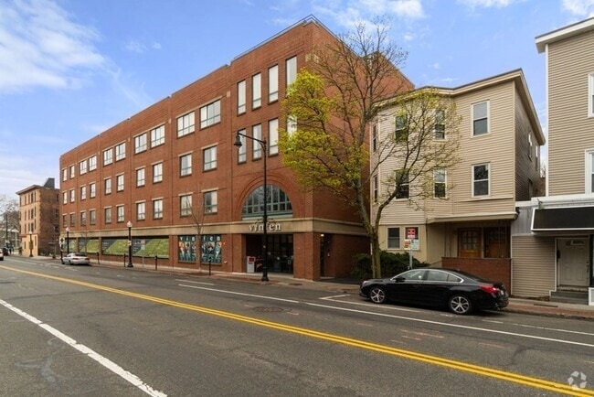 Building Photo - 960 Cambridge St Unit 2 Rental