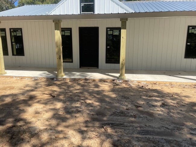 447 Stone Mountain Rd