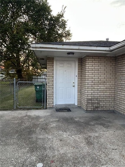 Building Photo - 5142 Mt Matterhorn Ave Rental