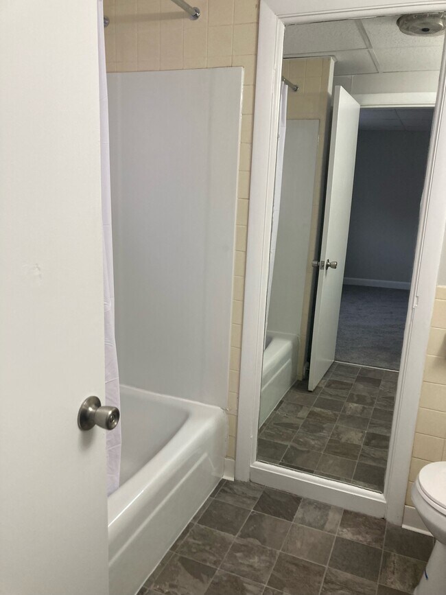 Photo - Andover Crossing Unit 21