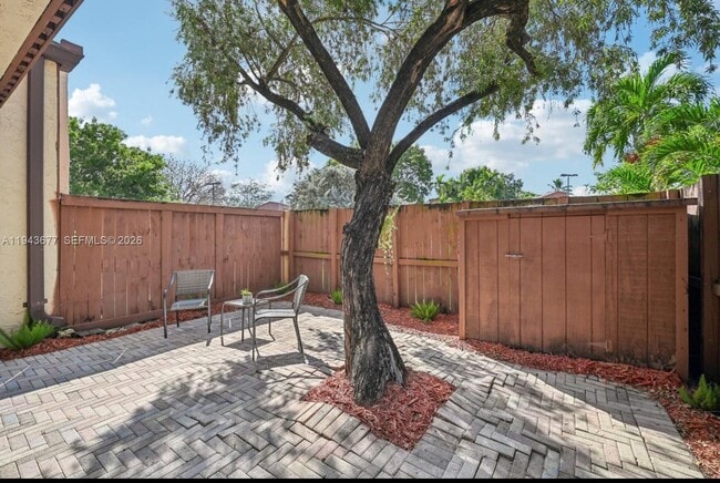 Photo - 7024 SW 114th Pl Unit B52