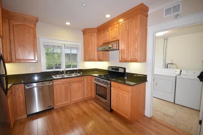 Photo - 1705 Palm Ave