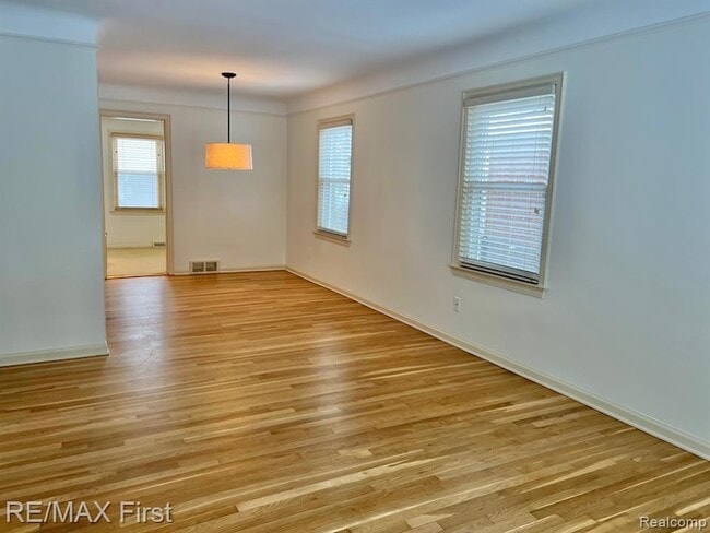 Photo - 4516 Robinwood Ave