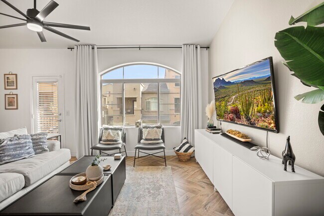 Photo - 16825 N 14th St