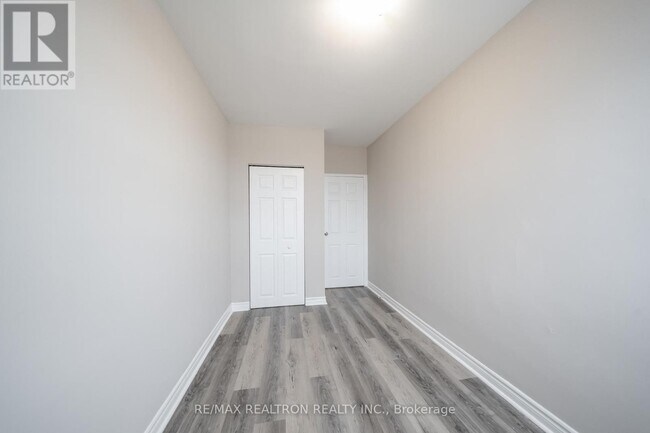 Photo - 468 Ottawa St N Unit 623B