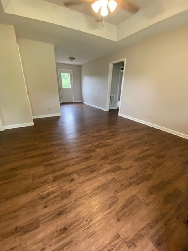 Photo - 1/2 off 1st months rent