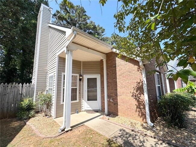 Photo - 1975 Brittania Cir