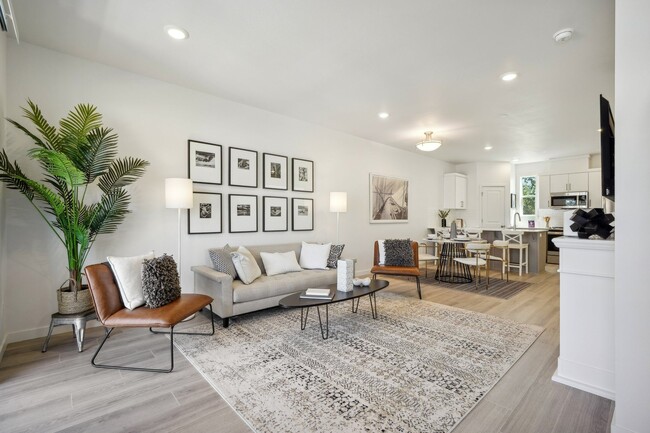 Photo - Holmes Townhomes