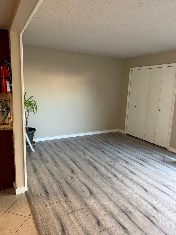 Photo - 8 Fireside Ct