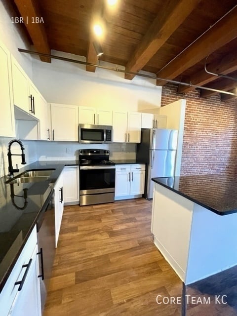 Photo - 204 Walnut St Unit 303