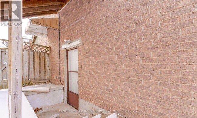 Photo - 362 Kingsbridge Garden Cir