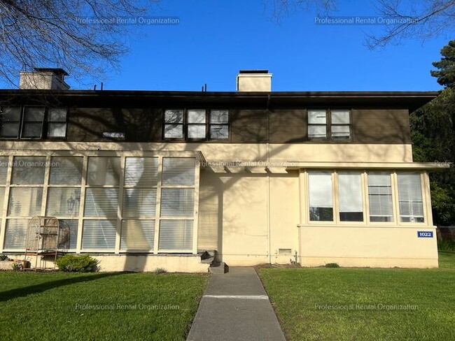 Historic Mare Island Large Duet unit - Historic Mare Island Large Duet unit House