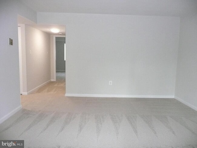Photo - 1520 Northgate Square Unit 11B