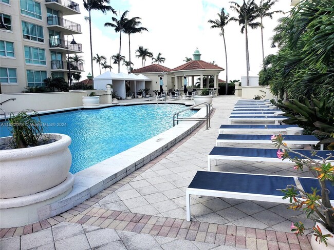 Photo - 610 W Las Olas Blvd Condo Unit 1816N