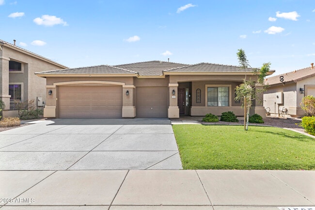 Building Photo - 15053 W Cameron Dr