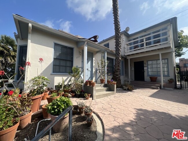 Building Photo - 1721 Glendon Ave