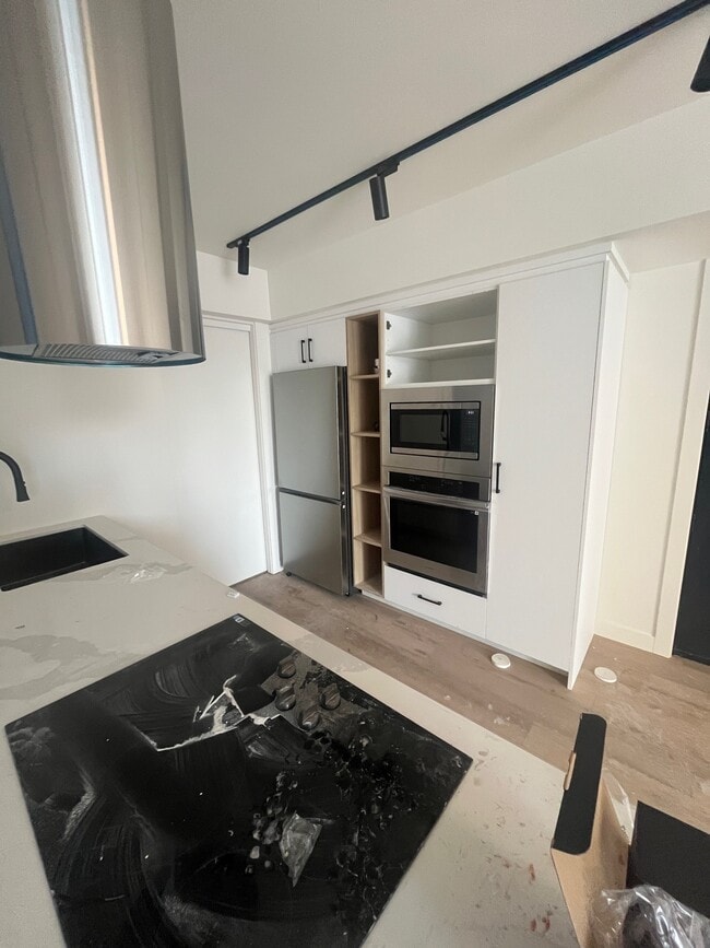 Photo - 238-238 Wellington Crescent Unité 1