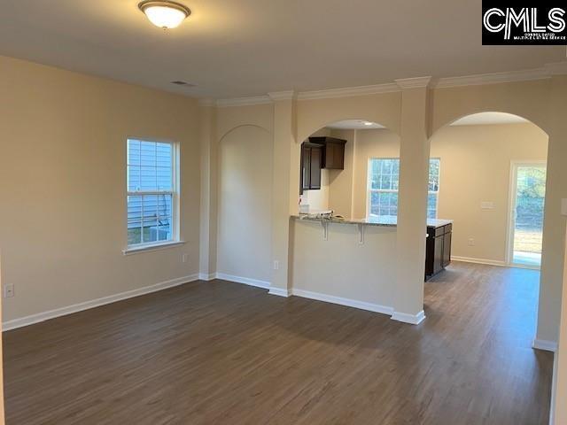 Photo - 1323 Tamarind Ln