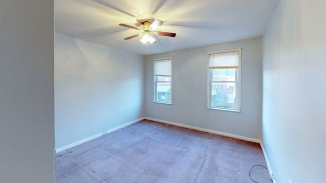 Photo - 2429 Christian St