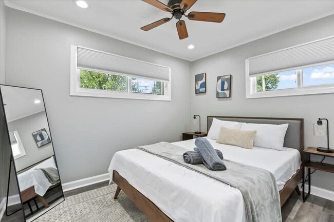 33 Crescent Rd Unit SI ID1237897P