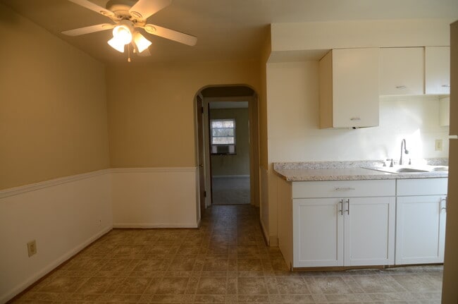 Photo - 5066 Anderson Plz Unit 2