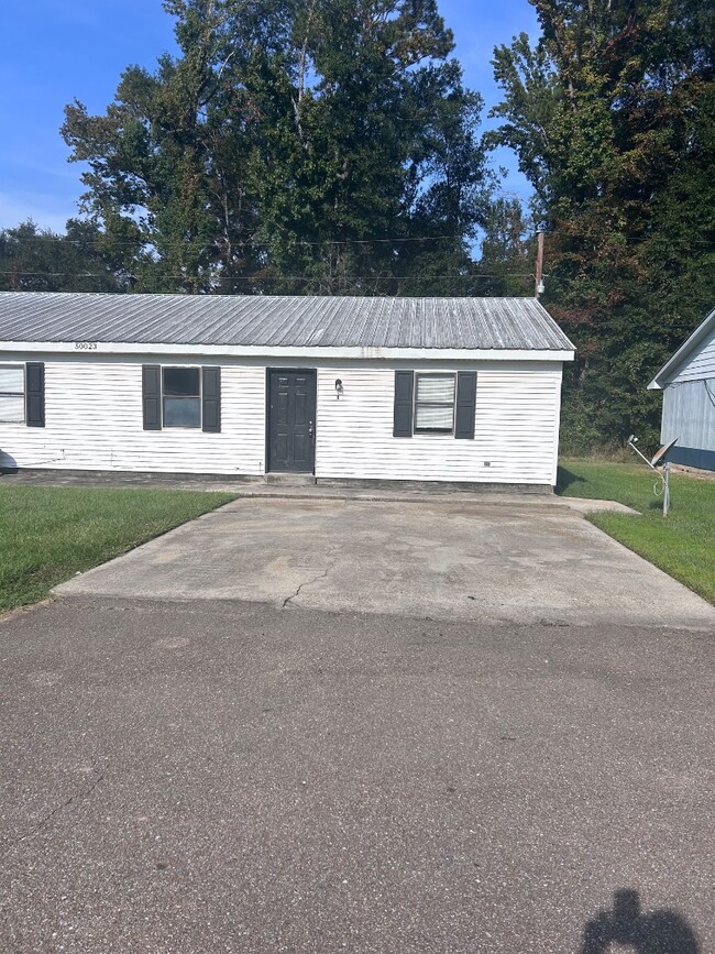 Building Photo - 50055 Kevin Dr Rental