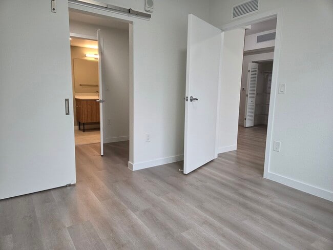 Photo - 830 NW 168th Dr Unit B1