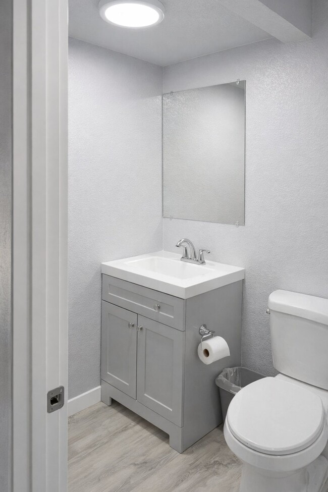 Photo - 1881 E 84th Ave Unidad 1881 E 84th Ave