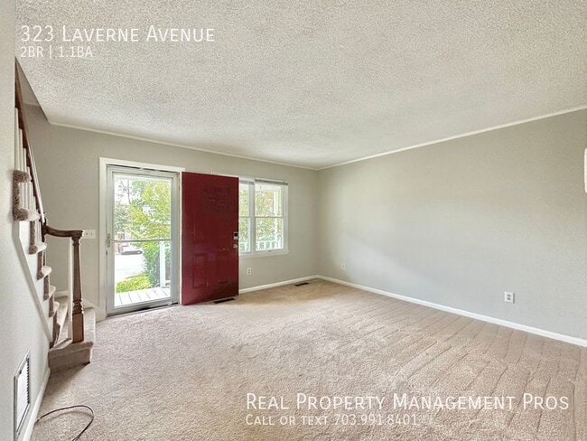 Photo - 323 Laverne Ave