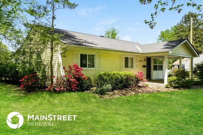 Photo - 1905 Heaton Rd