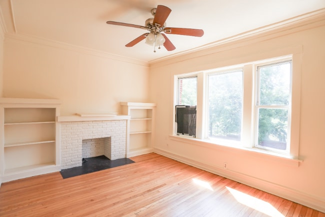 Building Photo - 4404 N Magnolia Ave Rental