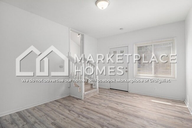 Photo - 3059 Alvina Ave