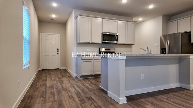 Photo - 16878 Pandora Wy