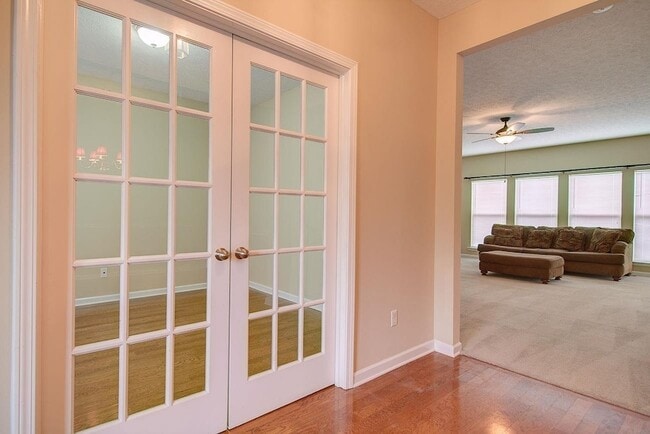 Photo - 183 Vintage Cir