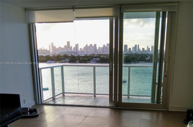 Photo - 1000 West Ave Condo Unit 1118