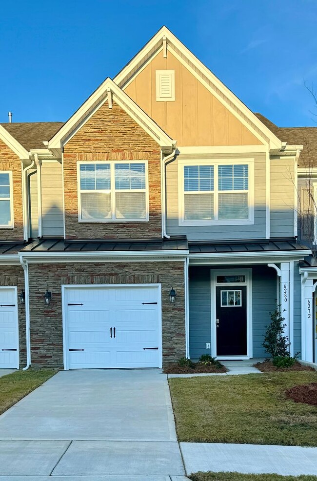 New Construction, 3BR/2.5 Bath Townhouse i... - New Construction, 3BR/2.5 Bath Townhouse i...