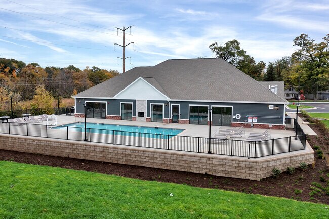 Photo - 8935 Willow Glen Dr