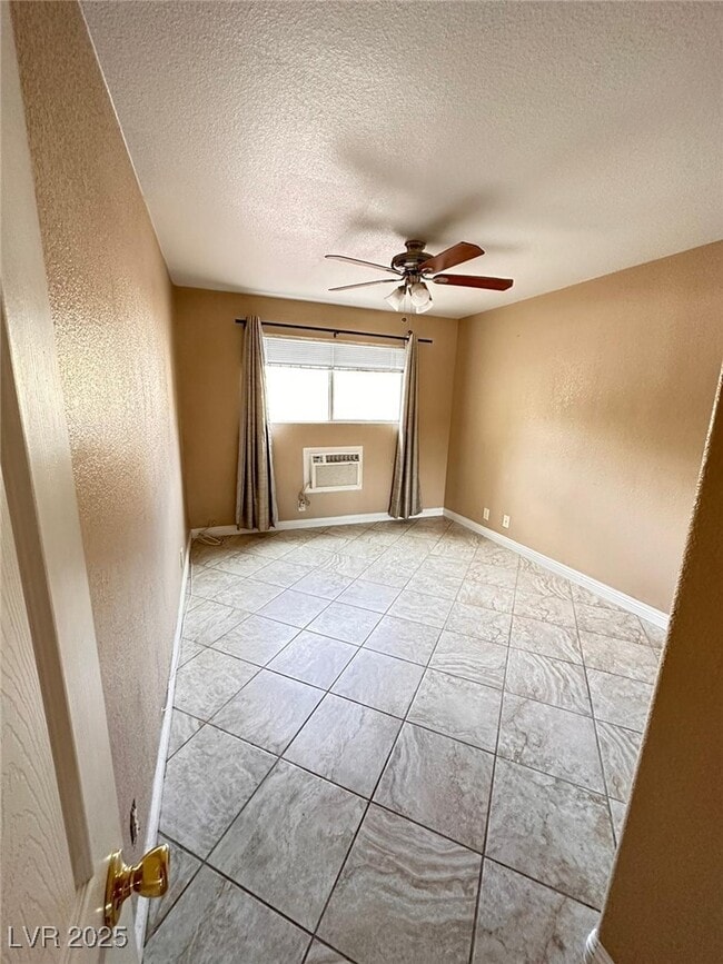 Photo - 5346 S Swenson St Unit 35